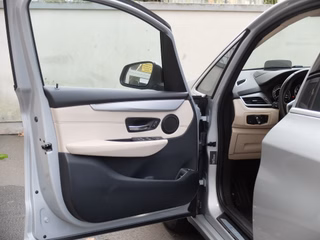 BMW 225 xe Luxury Line aus 1.Hand - bilder 10