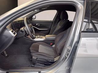 BMW 330 i xDrive M Sport Autom., LED Navi Kamera ACC - photo 8