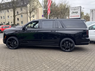 Cadillac Escalade ESV 6.2 V8 Platinum Sport 2026 ABV +24" schwarz - foto 9