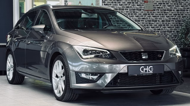 SEAT Leon FR ST 1HAND|AHK|TEMP|SOUND|NAVI Gebrauchtwagen Kaufen | EZ 06/2017 | Preis 15.990 €