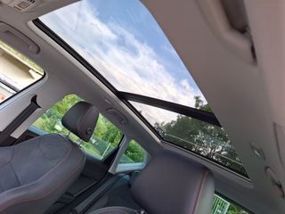 SEAT Ateca 1.5 TSI FR DSG / AHK / NAVI / PANORAMA / SITZHEIZUNG - foto 14