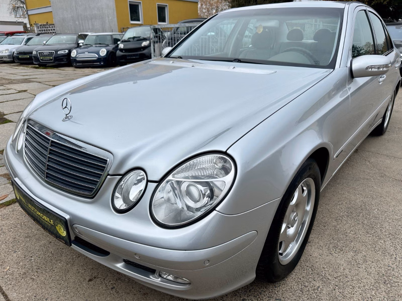 Mercedes-Benz E 240 CLASSIC* 1.-Hand* Automatik * PDC * Klima