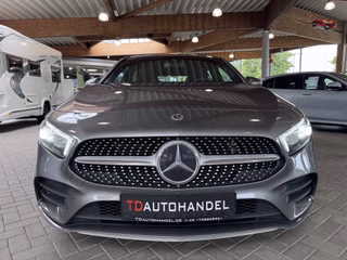 Mercedes-Benz A 200 d AMG Distronic Multibeam LED AHK MNUX-AR - foto 2