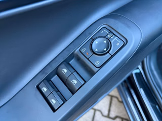 Hyundai IONIQ 3 N-Line 61 kWh Elektro-Komfort-Paket Navi - bilder 17