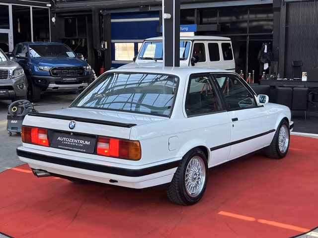 BMW E30 325I COUPE WERTGUTACHTEN - foto 6