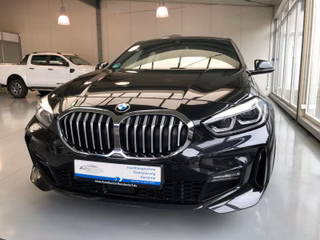 BMW 118 d M Sport  LED Navi Winter 18"Autom. - photo 1