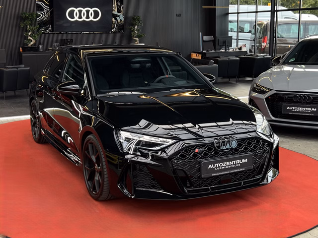 Audi RS 3 Sportback / 360° CAM / PANO / ACC / MATRIX / 2.5 294 kW TFSI quattro - photo 7