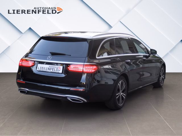 Mercedes-Benz E 200 d t Facelift Automatik - bilder 2