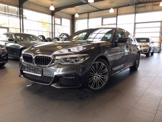BMW 530d xDrive M Sport DRIVING ASS. SITZBELÜFTUNG KOMFORTSITZE NAVI LED AHK