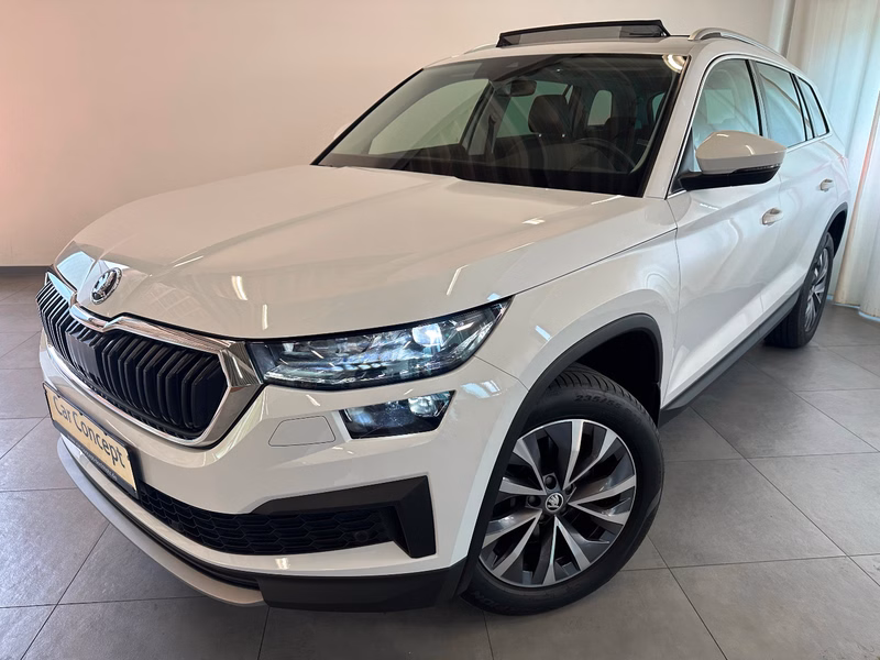 Skoda Kodiaq Style 4x4 TDI PANO 7 SITZE LEDER AHK StHz