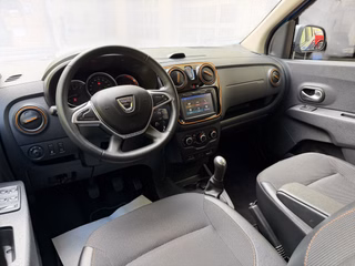 Dacia Lodgy Stepway Celebration CAM Navi Klima - foto 7
