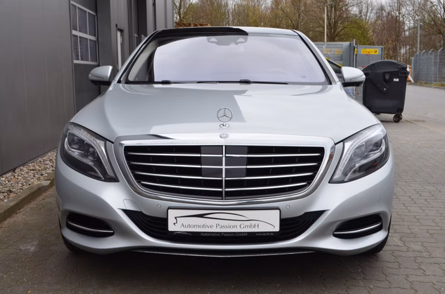 Mercedes-Benz S 350 BlueTEC 4Matic DISTRONIC-PLUS Park-Paket Used vehicle for sale | First registration 05/2014 | Price 34.890 €