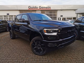 Dodge RAM  1500 5.7 V8 Crew Cab Laramie Night MWK Neuwagen Kaufen | EZ 