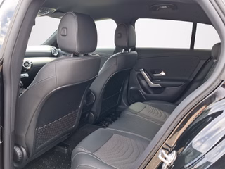 Mercedes-Benz CLA 180 Shooting Brake Progessive AUTOMATIK / LED / NAVI - foto 9