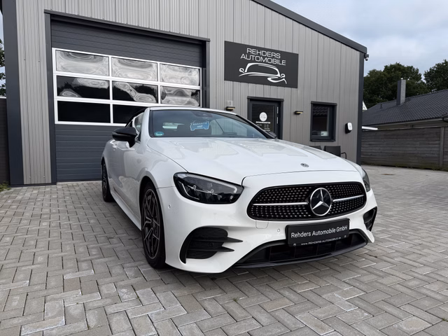Mercedes-Benz E 220 d Night Pak.Tempo LED Apple Car. Scheckheft - foto 9