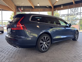 Volvo V60 Kombi Inscription AWD D4 HUD AHK Schiebedach - foto 5