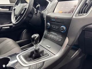 Ford S-MAX 1.5 EcoBoost Titanium*LED*Navi*SHZ*6Gang* - foto 21