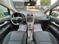 Daumennagel 14 - Toyota Auris 1.8 Hybrid Executive/I.HD/KAM/KEYLES/TEMP/