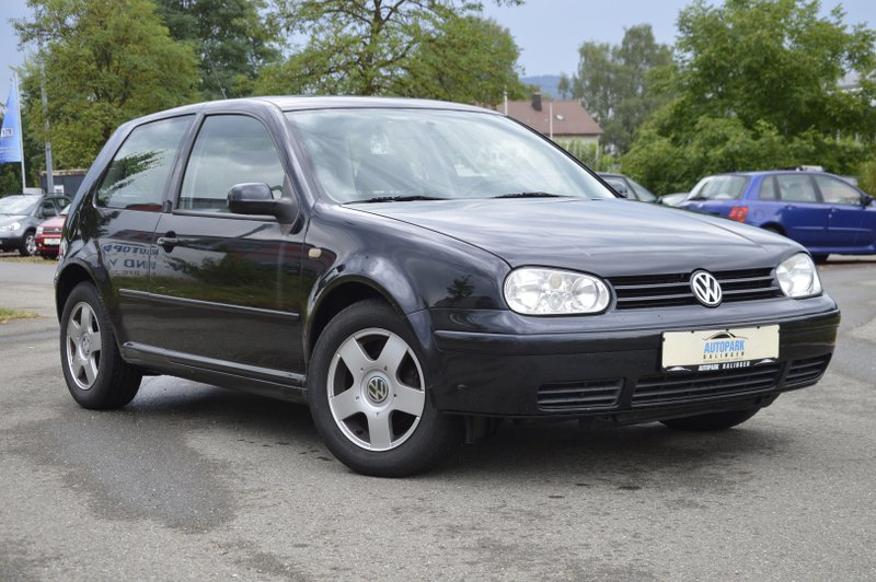 Volkswagen Golf IV Highline / Schiebedach TÜV 10/19
