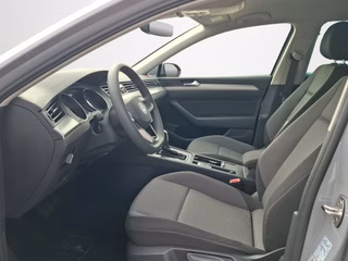 Volkswagen Passat Variant 2.0 TDI Conceptline DSG / NAVI / LED / SITZHEIZUNG - foto 4