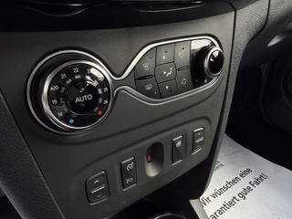 Dacia Sandero II Stepway Celebration Kamera Navi LED - foto 21