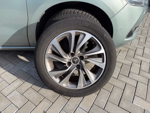 Citroën DS4 SoChic SHZ Tempo PDC Xenon Navi Totwinkel - photo 4