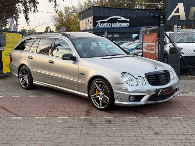 Mercedes-Benz E 63 AMG T-Modell*Keyless*Alcantara*Distronic* - foto 1