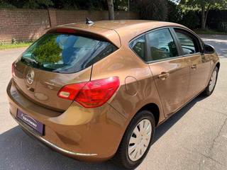 Opel Astra J 5-trg. Selection - foto 5