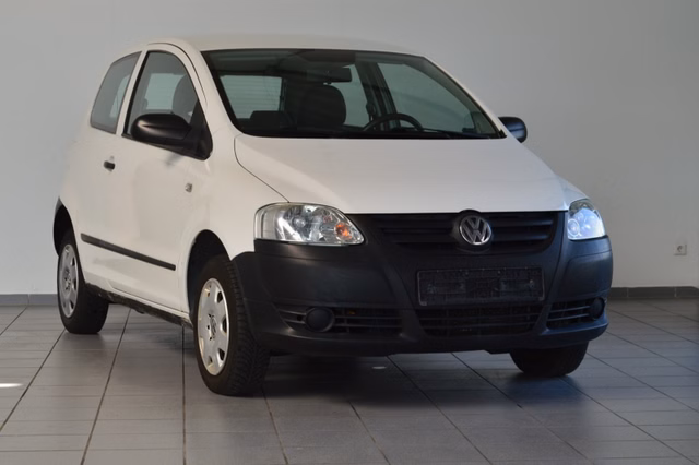 Volkswagen Fox Basis Scheckheft Kein TÜV Gebrauchtwagen Kaufen | EZ 08/2008 | Preis 690 €