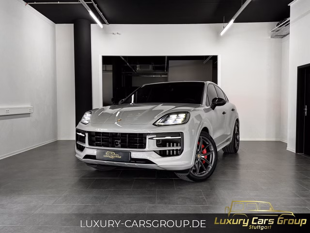 Porsche Cayenne Coupe GTS-Facelift-CarbonExt-FullOption Used vehicle for sale | First registration 09/2024