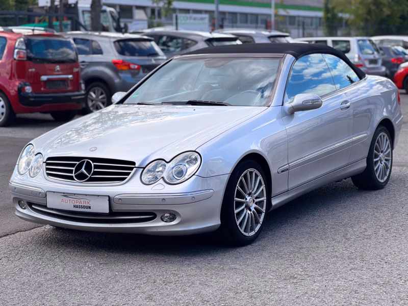 Mercedes-Benz CLK 320 Avantgarde Bi-Xenon Navi Multi Klimaaut. TÜV 08/2028