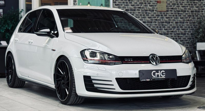 Volkswagen Golf VII GTI BMT|NAVI|SHZ|Bi-XENON|PDC|TEMPOMAT|