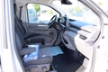 Daumennagel 41 - Volkswagen T7 Kombi 5-Sitzer Kurz LED APP-CON KAM SHZ N1