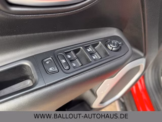 Jeep Renegade Limited 4WD*1.HAND*NAVI*TEMPO*SPUR*PANO - foto 10