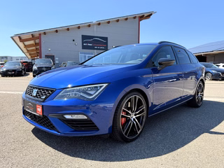 SEAT Leon ST Cupra 300 4Drive BEATS|PANO|DCC|LED|TEMP Used vehicle for sale | First registration 06/2018 | Price 20.990 €
