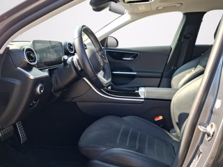 Mercedes-Benz C 180 T AMG Line AUTOMATIK / PANORAMA / AHK / NAVI / LED - foto 3