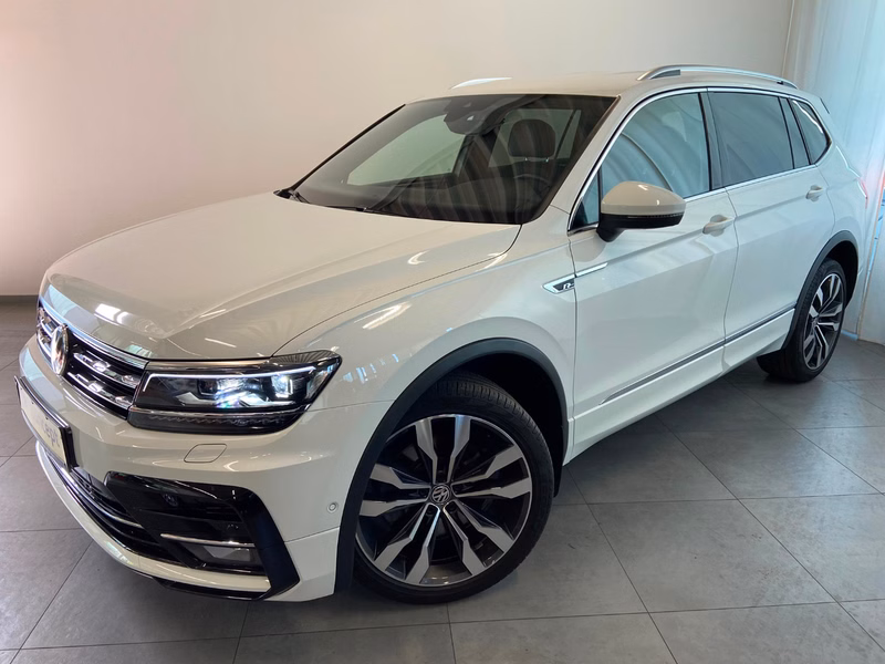 Volkswagen Tiguan Allspace R-LINE 4M 7 SITZE AHK StHz 360°