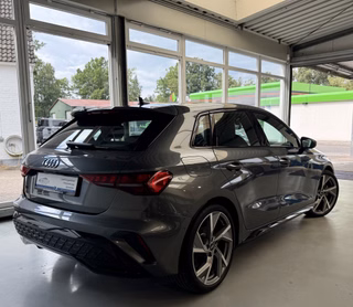 Audi A3 Sportback S-Line Sport Autom., Matrix Pano Sonos 19" - bilder 5