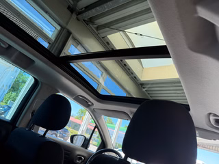 Citroën C3 Aircross Shine Pano Navi Kamera AHK Tempomat - foto 4
