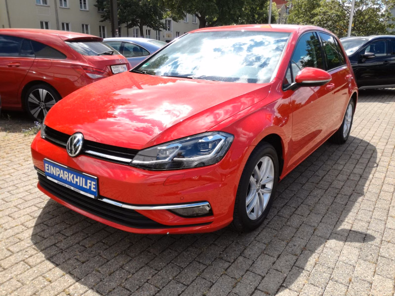 Volkswagen Golf 1.0 TSI*ACC*LED*CAM*SITZHZG*