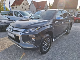 Mitsubishi L200 Plus 4WD Automatik AHK 3,1t Rollcover - foto 1