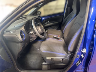 Toyota Aygo X Pulse +Allwetterräder - bilder 8
