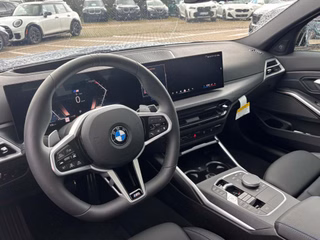 2026 BMW 330i xDrive Sedan - photo 6