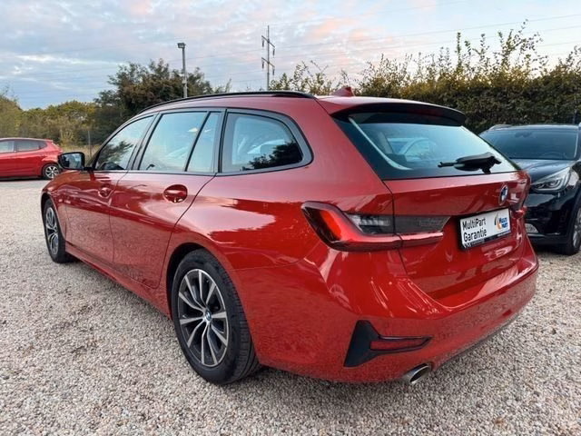 BMW 318i Touring Sport Line AHK*8FACH*Navi*ACC - foto 6