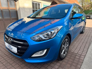 Hyundai i30 cw YES!*NAVI*RFK*TÜV NEU*LM*