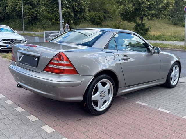 Mercedes-Benz SLK 200 Kompressor*Aut.*Leder*Shz*Temp.*17"AMG* - foto 8