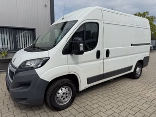 Peugeot Boxer Used vehicle for sale