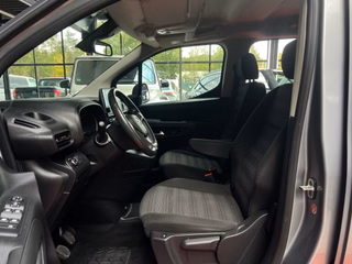 Opel Combo Life Ultimate PDC / SHZ / TEMPO / KAYLESS / DAB / TOT-WINKEL ASSIST - foto 12