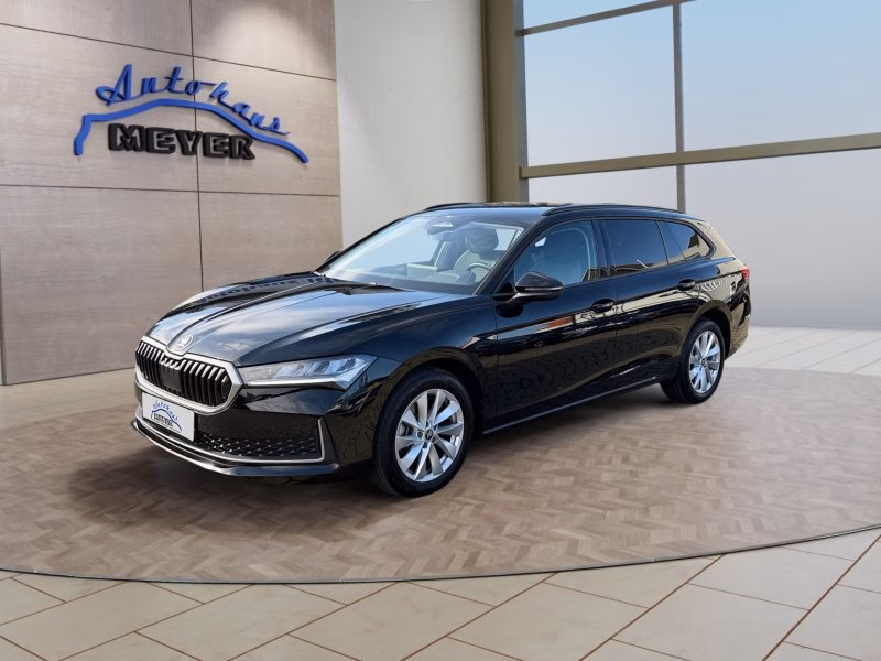 Skoda Superb Combi 2,0TDI DSG Navi/DCC/ACC/Kamera/Sitzhz.