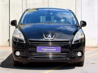 Peugeot 5008 Platinum  1. Hand Panorama Dach Klima - bilder 35